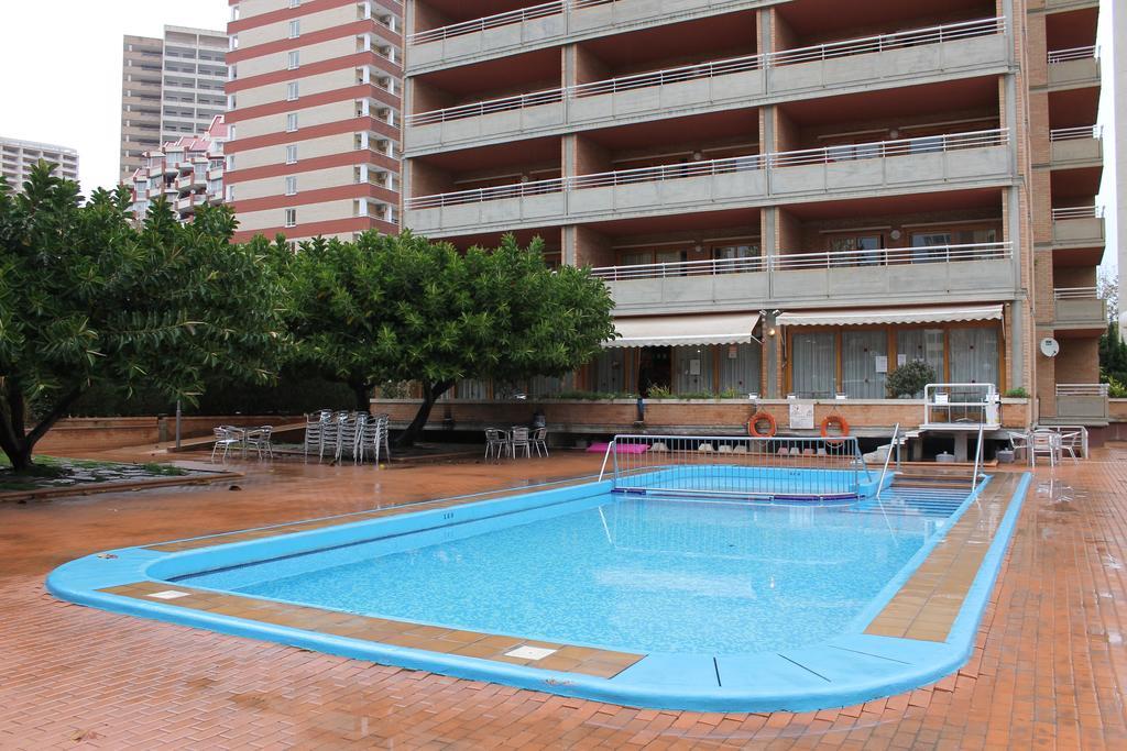 Apartamentos Alpha Benidorm Eksteriør bilde